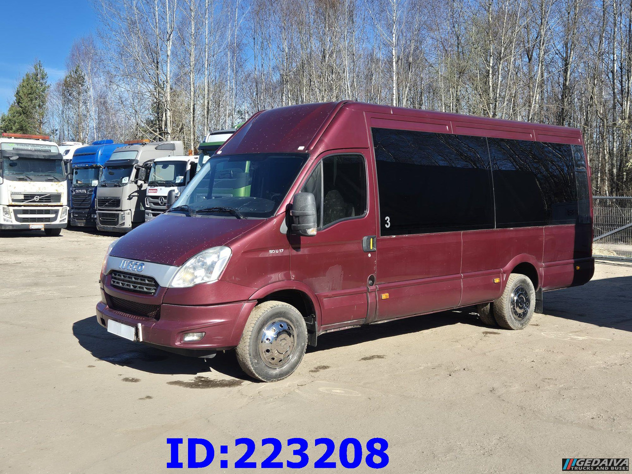 IVECO Daily Avestark 17-seater - Coach: picture 4 IVECO Daily Avestark 17-seater - Coach: picture 4