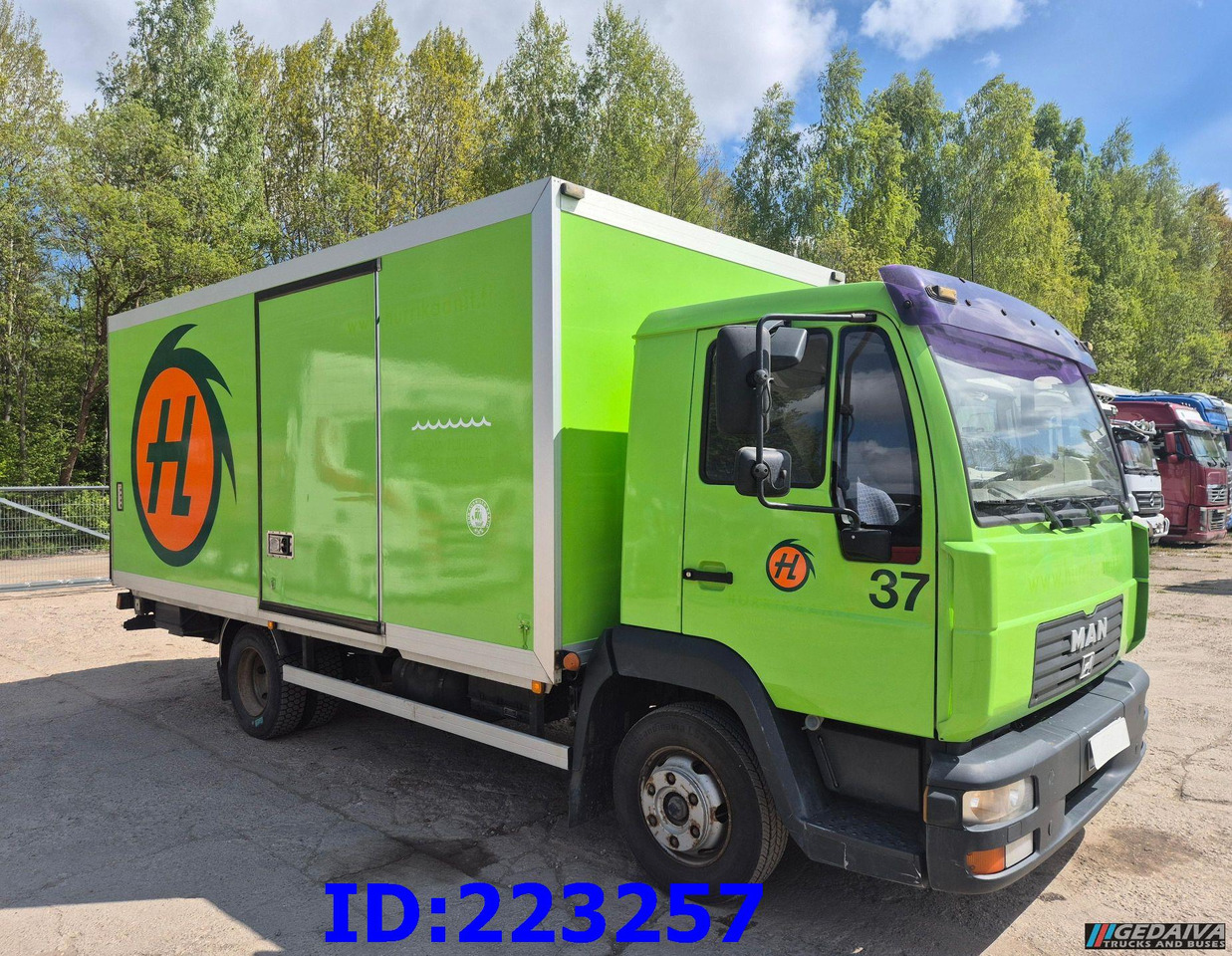 MAN LE 8.150 Manual 139tkm ONLY - Box truck: picture 4 MAN LE 8.150 Manual 139tkm ONLY - Box truck: picture 4