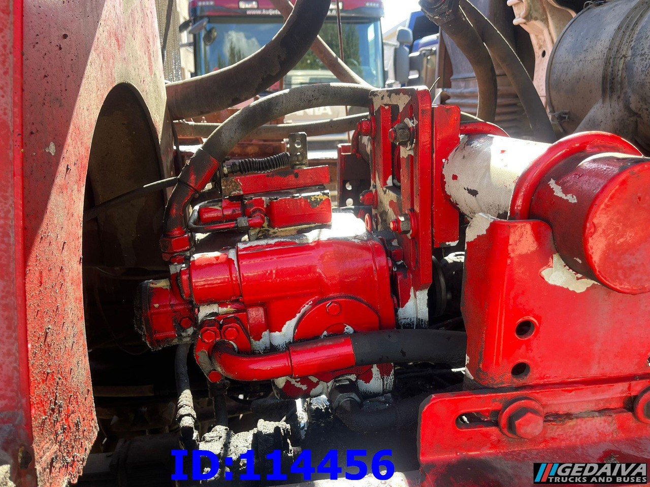MAN TGA 35.480 8X4 8m3 Manual - Concrete mixer truck: picture 5 MAN TGA 35.480 8X4 8m3 Manual - Concrete mixer truck: picture 5