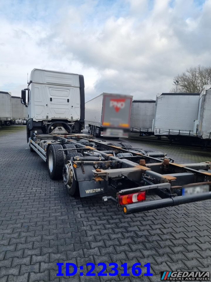 MERCEDES-BENZ Actros 2542 BDF 6x2 Euro6 - Cab chassis truck: picture 5 MERCEDES-BENZ Actros 2542 BDF 6x2 Euro6 - Cab chassis truck: picture 5