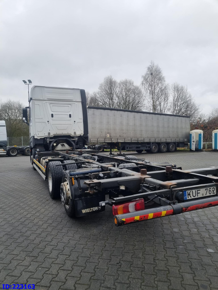 MERCEDES-BENZ Actros 2542 BDF 6x2 Euro6 - Cab chassis truck: picture 4 MERCEDES-BENZ Actros 2542 BDF 6x2 Euro6 - Cab chassis truck: picture 4