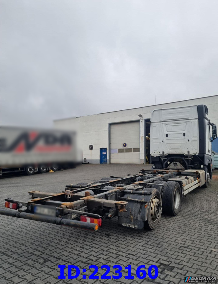 MERCEDES-BENZ Actros 2542 BDF Euro6 - Cab chassis truck: picture 4 MERCEDES-BENZ Actros 2542 BDF Euro6 - Cab chassis truck: picture 4