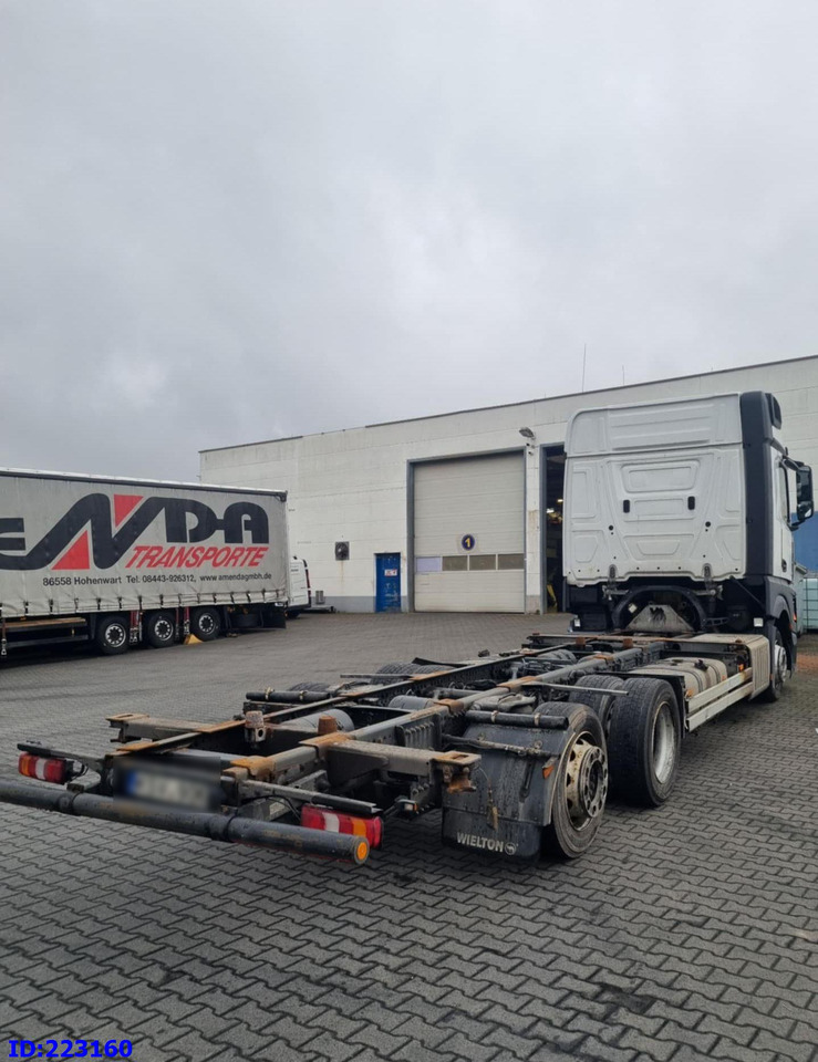 MERCEDES-BENZ Actros 2542 BDF Euro6 - Cab chassis truck: picture 4 MERCEDES-BENZ Actros 2542 BDF Euro6 - Cab chassis truck: picture 4