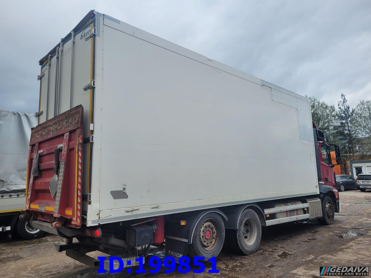MERCEDES-BENZ Actros 2551 6x2 Euro5 - Box truck: picture 5 MERCEDES-BENZ Actros 2551 6x2 Euro5 - Box truck: picture 5