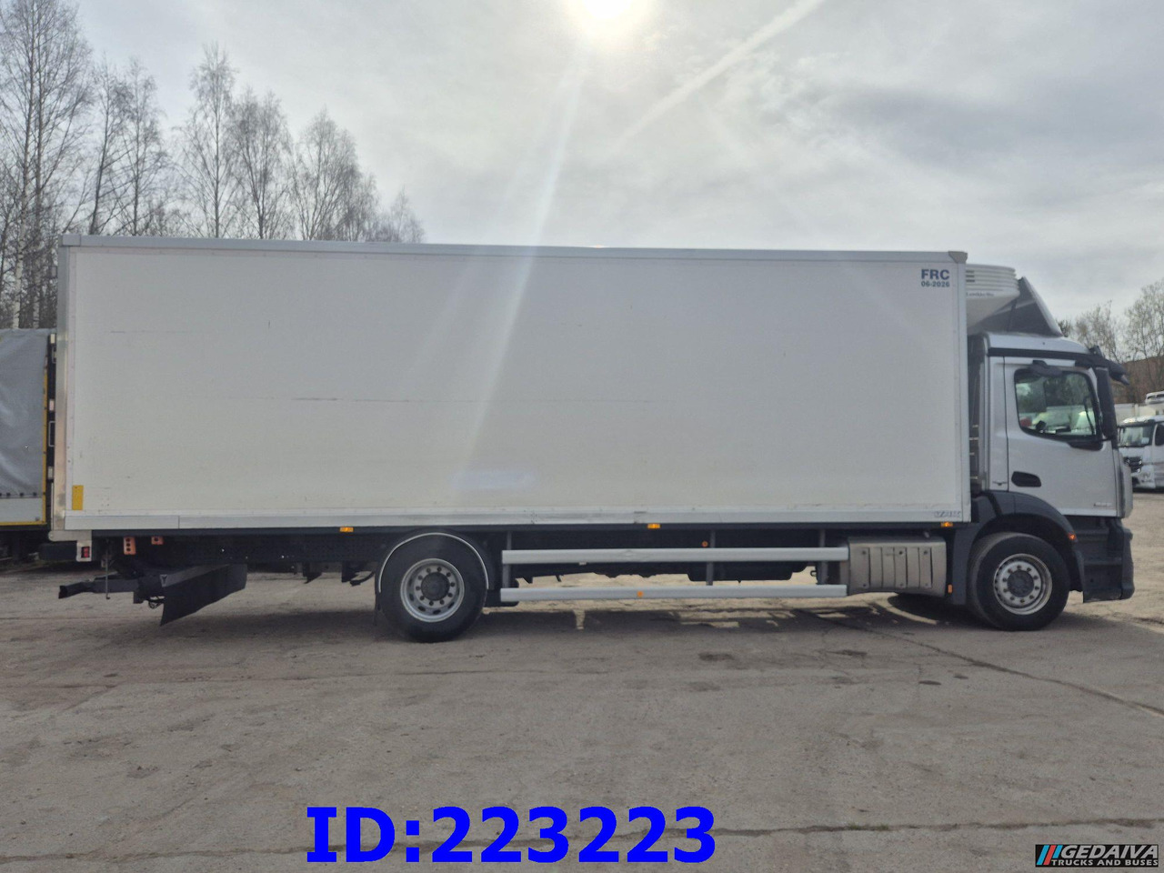 MERCEDES-BENZ Antos 1830 FRC Euro6 - Refrigerator truck: picture 5 MERCEDES-BENZ Antos 1830 FRC Euro6 - Refrigerator truck: picture 5