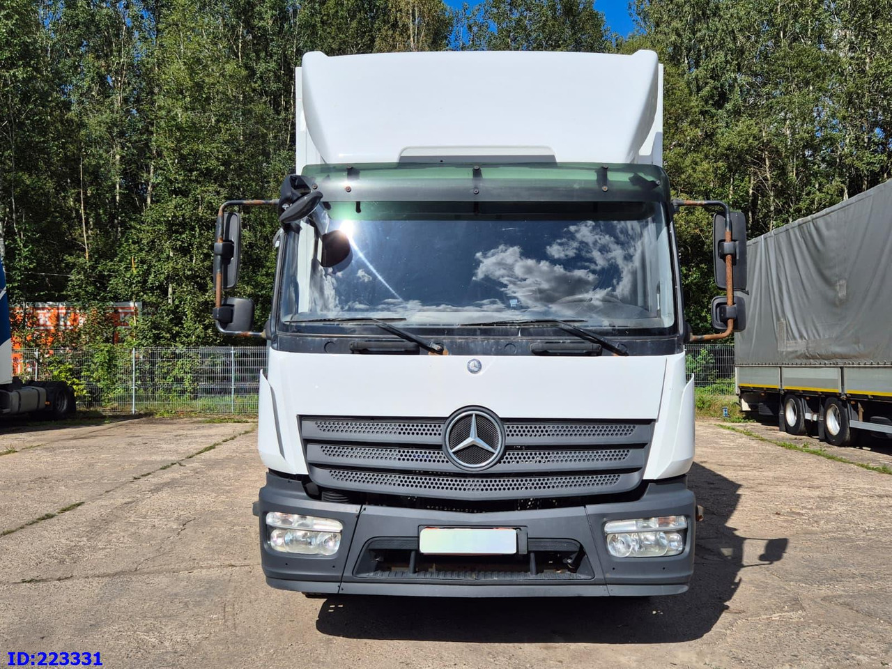 MERCEDES-BENZ Atego 1221 Euro6 (Open side box) - Isothermal truck: picture 2 MERCEDES-BENZ Atego 1221 Euro6 (Open side box) - Isothermal truck: picture 2