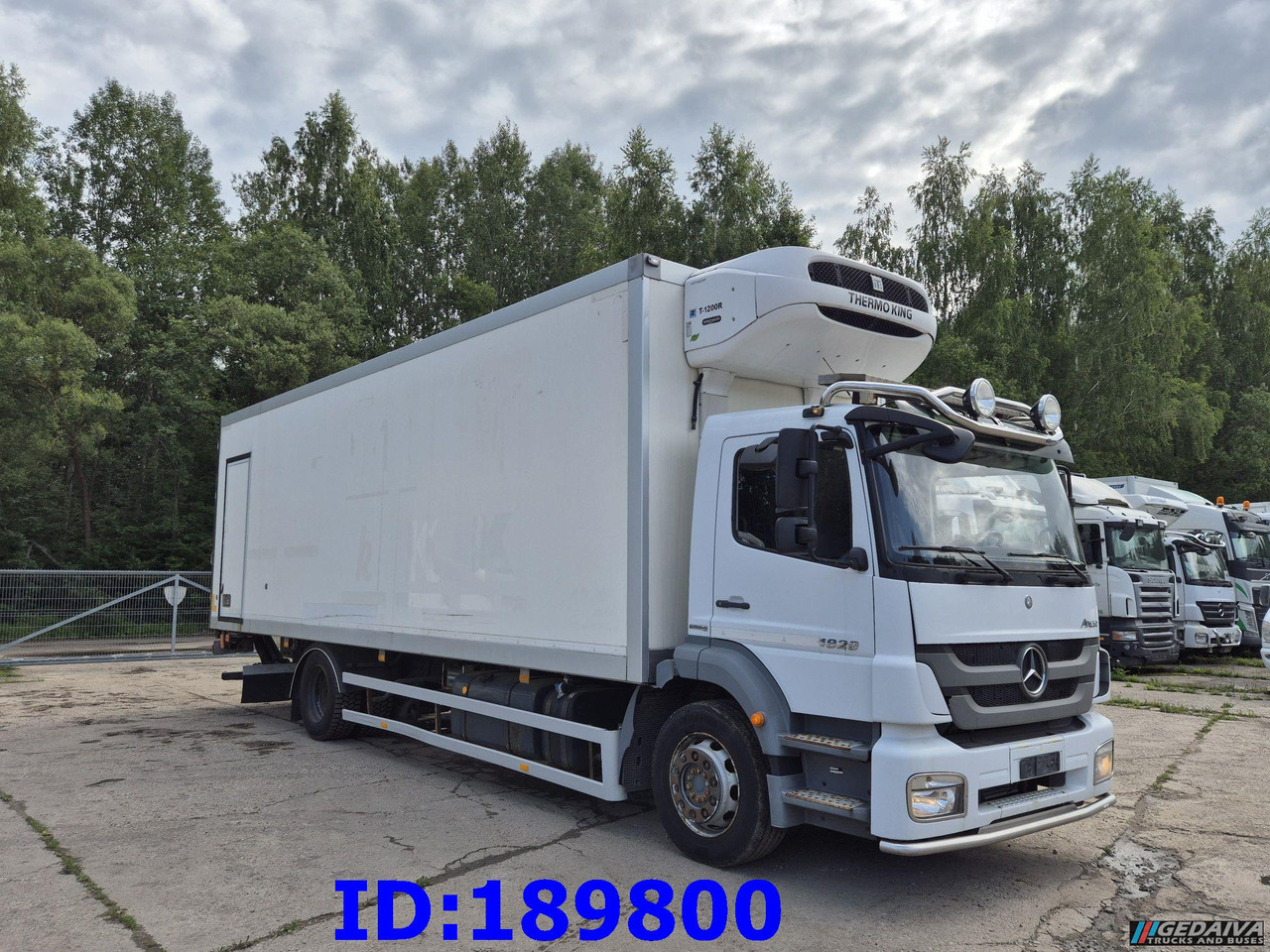 MERCEDES-BENZ Axor 1829 Euro5 Manual + Tail lift - Refrigerator truck: picture 4 MERCEDES-BENZ Axor 1829 Euro5 Manual + Tail lift - Refrigerator truck: picture 4
