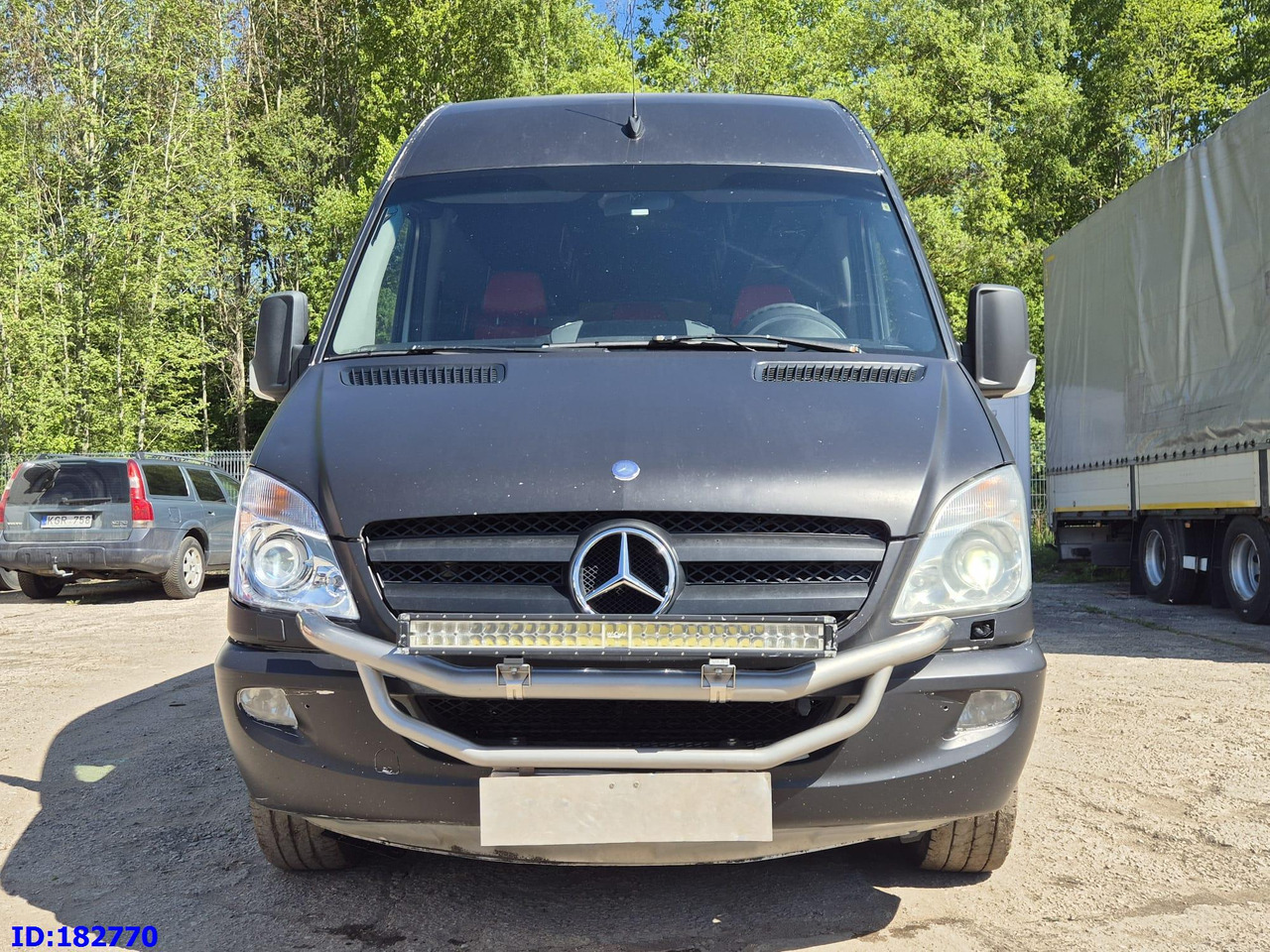 MERCEDES-BENZ Sprinter 319 VIP Euro5 - Coach: picture 2 MERCEDES-BENZ Sprinter 319 VIP Euro5 - Coach: picture 2