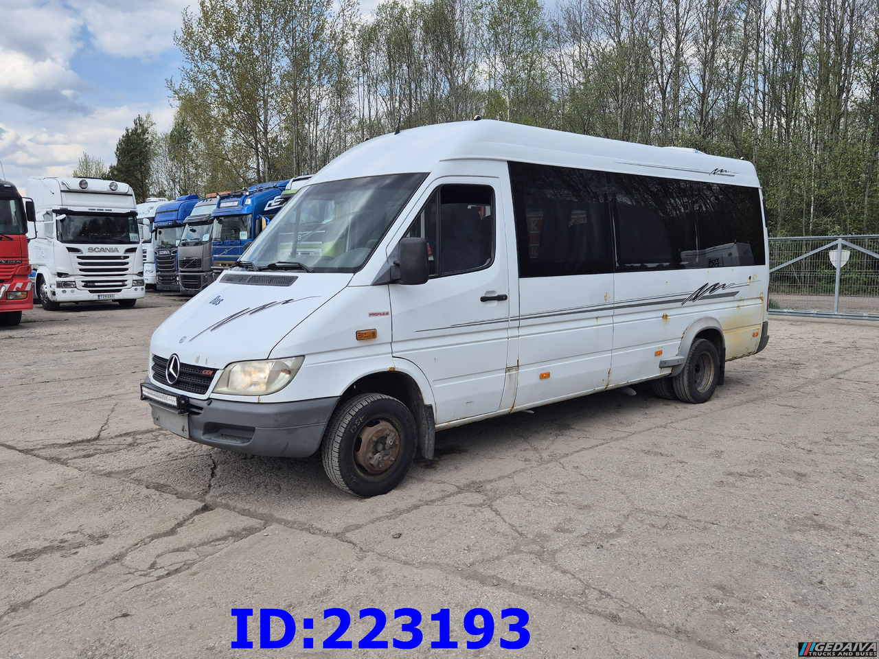 MERCEDES-BENZ Sprinter 416 VIP AC 17-seater - Coach: picture 1 MERCEDES-BENZ Sprinter 416 VIP AC 17-seater - Coach: picture 1