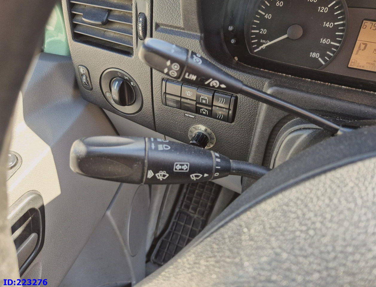 Minibus, Passenger van MERCEDES-BENZ Sprinter 516 - VIP - 23 Places: picture 9 Minibus, Passenger van MERCEDES-BENZ Sprinter 516 - VIP - 23 Places: picture 9