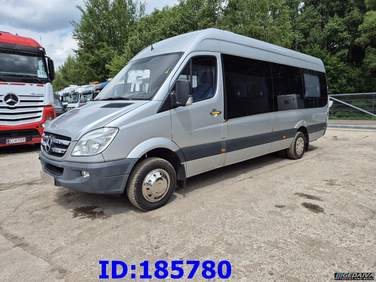 MERCEDES-BENZ Sprinter 516 - VIP - Avestark - 17 Seater (Motor defect) - Coach: picture 1 MERCEDES-BENZ Sprinter 516 - VIP - Avestark - 17 Seater (Motor defect) - Coach: picture 1