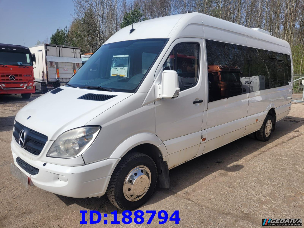 MERCEDES-BENZ Sprinter 518 - Kasten VIP - 20 Seater - Coach: picture 1 MERCEDES-BENZ Sprinter 518 - Kasten VIP - 20 Seater - Coach: picture 1