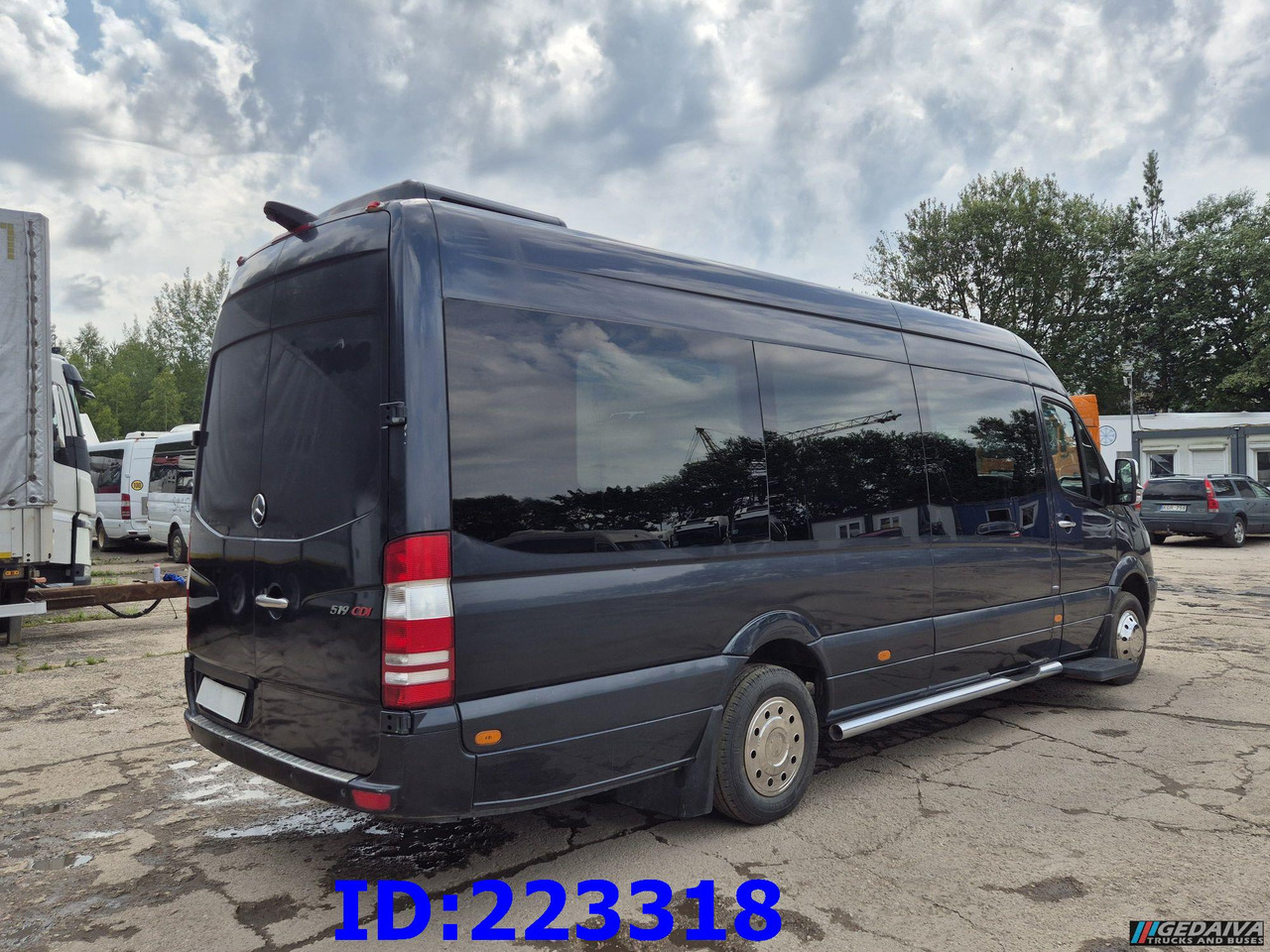 MERCEDES-BENZ Sprinter 519 VIP - 17 Seater (Engine broken) - Coach: picture 5 MERCEDES-BENZ Sprinter 519 VIP - 17 Seater (Engine broken) - Coach: picture 5