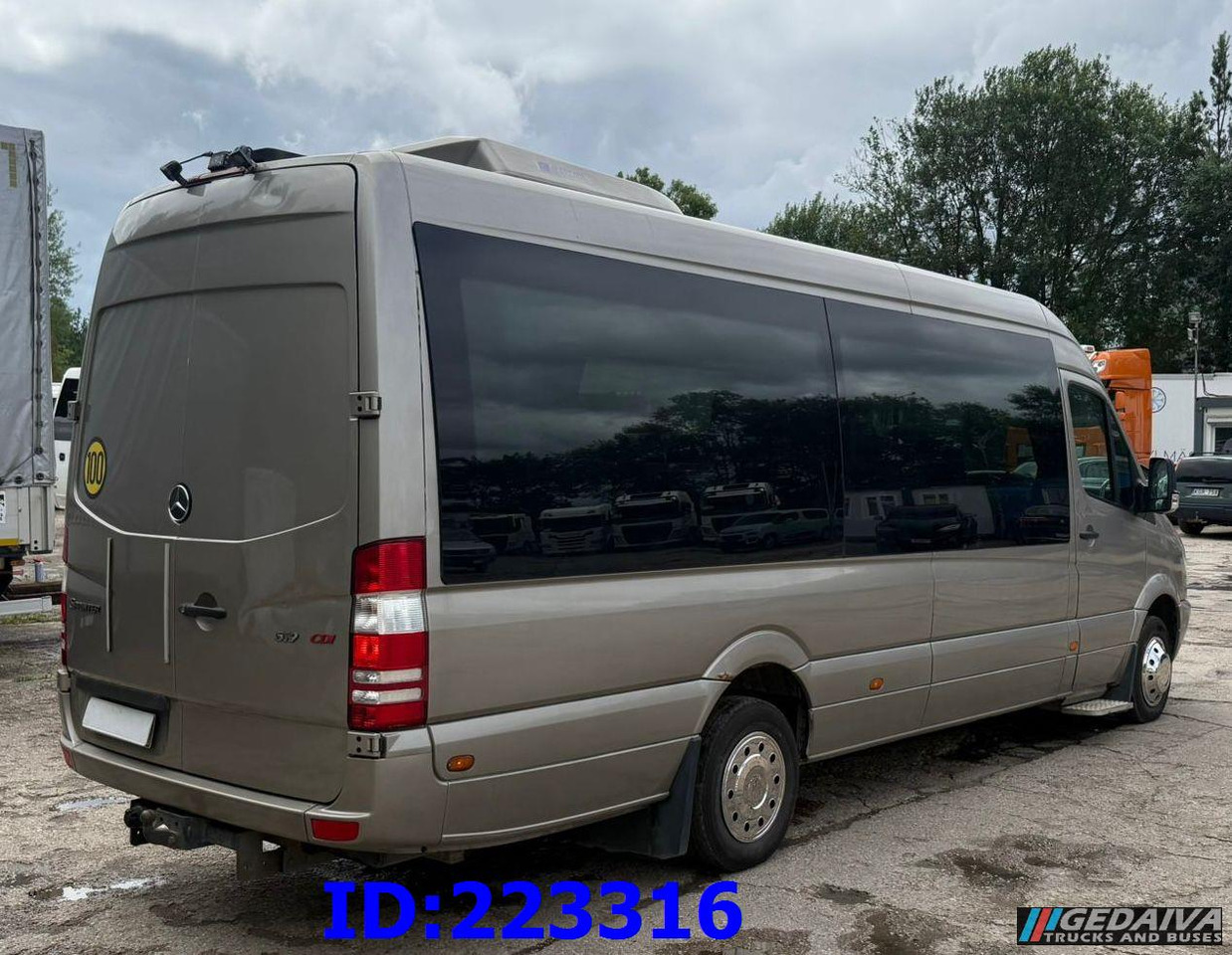 MERCEDES-BENZ Sprinter 519 VIP - 18 Seater - Euro 5 - Coach: picture 5 MERCEDES-BENZ Sprinter 519 VIP - 18 Seater - Euro 5 - Coach: picture 5
