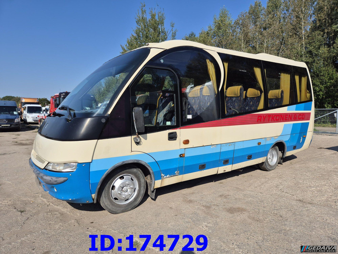 MERCEDES-BENZ Vario 815 26-Seater - Coach: picture 1 MERCEDES-BENZ Vario 815 26-Seater - Coach: picture 1