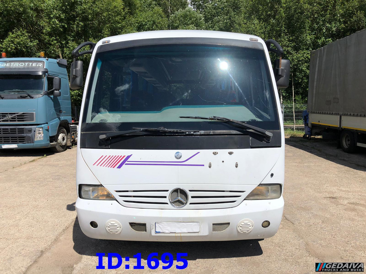 MERCEDES-BENZ Vario Medio 815 30-Seater - Coach: picture 2 MERCEDES-BENZ Vario Medio 815 30-Seater - Coach: picture 2