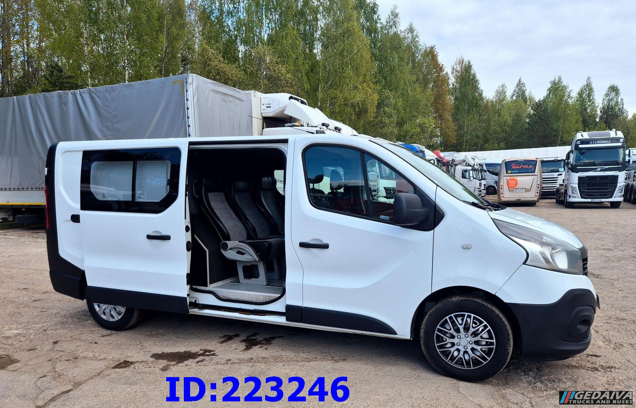 RENAULT Trafic Euro6 - Combi van: picture 4 RENAULT Trafic Euro6 - Combi van: picture 4