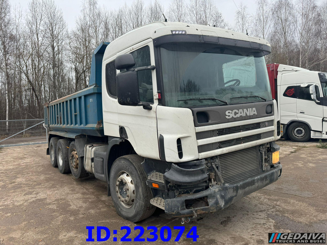 SCANIA 124 8x2 - Manual - Full steel - Tipper: picture 4 SCANIA 124 8x2 - Manual - Full steel - Tipper: picture 4