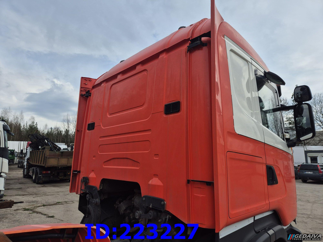 SCANIA R520 6X2 Euro6 - Cab chassis truck: picture 5 SCANIA R520 6X2 Euro6 - Cab chassis truck: picture 5