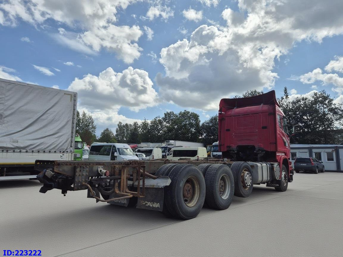 SCANIA R620 - 8x4 - Steering axle - Cab chassis truck: picture 4 SCANIA R620 - 8x4 - Steering axle - Cab chassis truck: picture 4