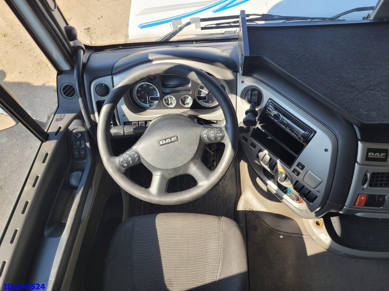 Tractor unit DAF XF 105.410 Retarder: picture 10 Tractor unit DAF XF 105.410 Retarder: picture 10