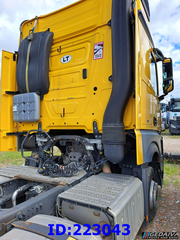 MERCEDES-BENZ Actros 1842 - Mega - Euro6 - Tractor unit: picture 5 MERCEDES-BENZ Actros 1842 - Mega - Euro6 - Tractor unit: picture 5
