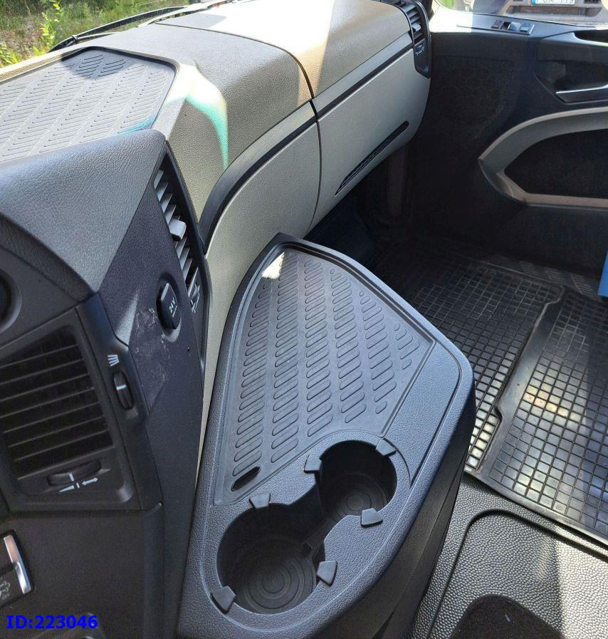 Tractor unit MERCEDES-BENZ Actros 1843 Euro6: picture 13