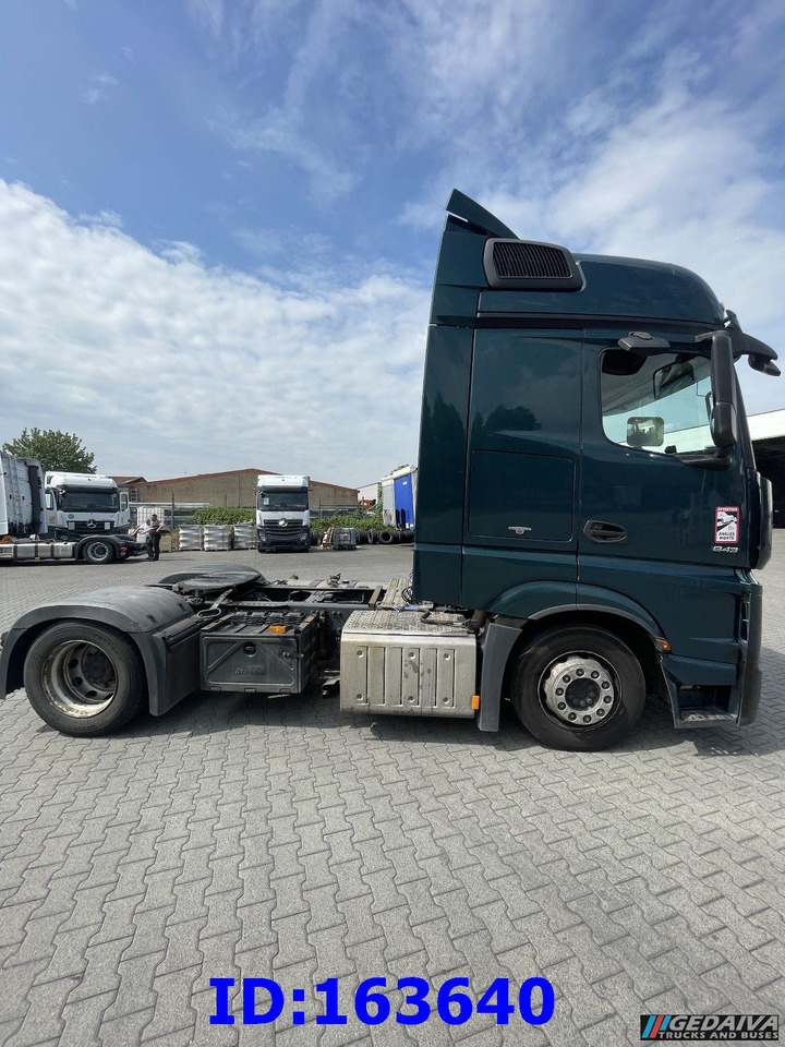 MERCEDES-BENZ Actros 1843 - Mega - Euro6 - Tractor unit: picture 4 MERCEDES-BENZ Actros 1843 - Mega - Euro6 - Tractor unit: picture 4