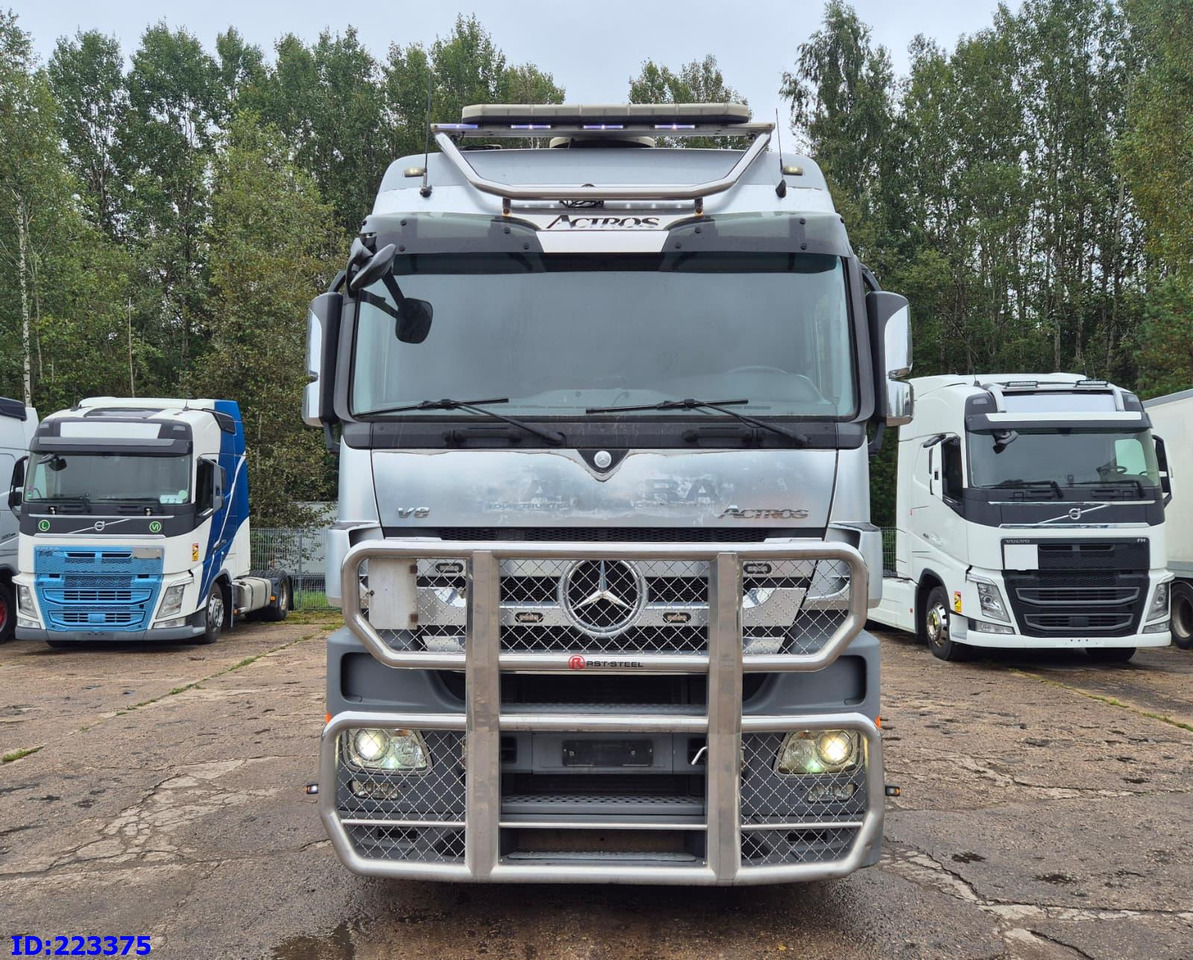 MERCEDES-BENZ Actros 4160 8x4 Big axle - Retarder - Tractor unit: picture 2 MERCEDES-BENZ Actros 4160 8x4 Big axle - Retarder - Tractor unit: picture 2