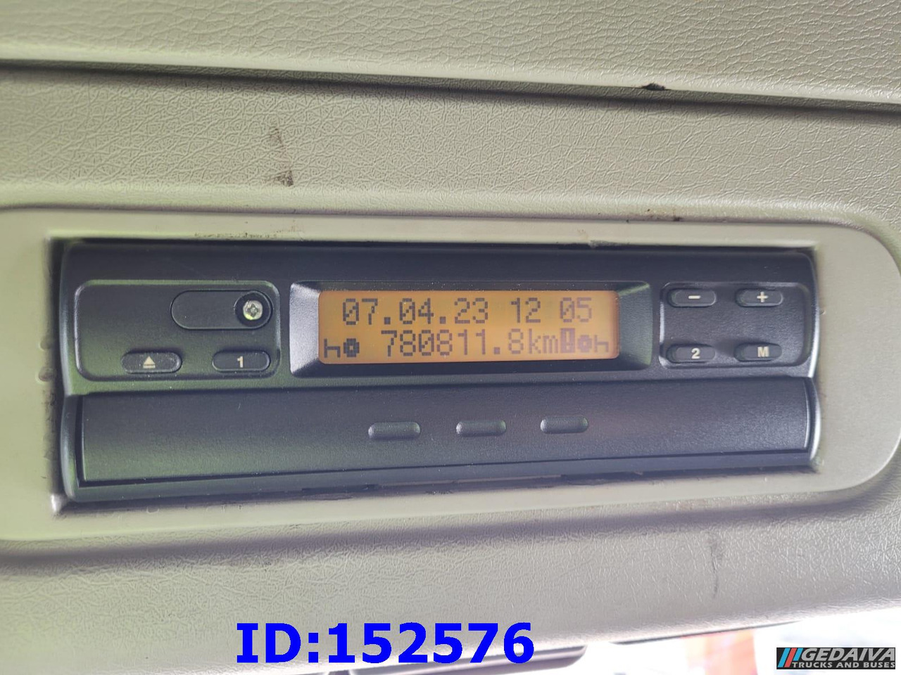 Tractor unit VOLVO FH13 480HP 6x2: picture 15