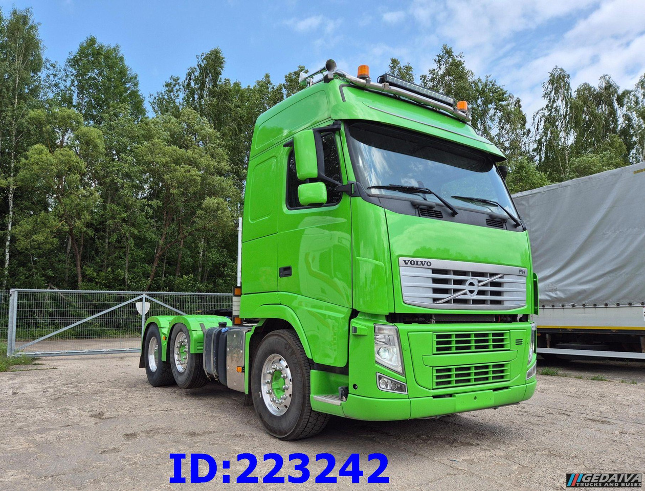 VOLVO FH13 6x2 - 538t km ONLY - Manual Hydraulics Euro5 - Tractor unit: picture 4 VOLVO FH13 6x2 - 538t km ONLY - Manual Hydraulics Euro5 - Tractor unit: picture 4