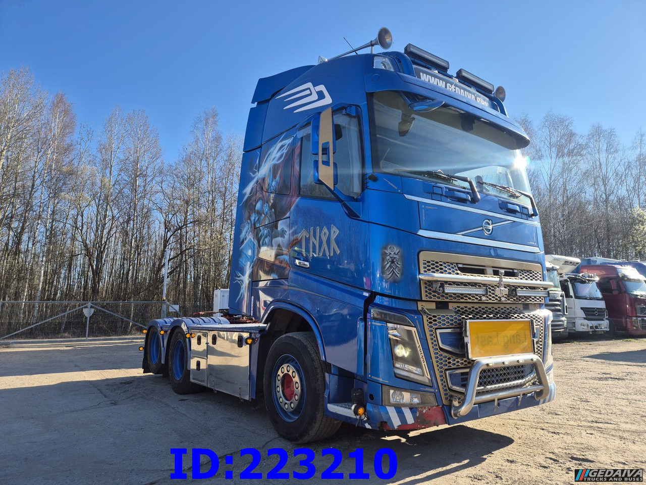 VOLVO FH16 600HP 6X2 SHOW TRUCK - Tractor unit: picture 4 VOLVO FH16 600HP 6X2 SHOW TRUCK - Tractor unit: picture 4