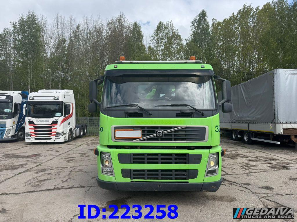 VOLVO 300HP 6x2 + HIAB 144B -3 CL - Dropside/ Flatbed truck: picture 2 VOLVO 300HP 6x2 + HIAB 144B -3 CL - Dropside/ Flatbed truck: picture 2