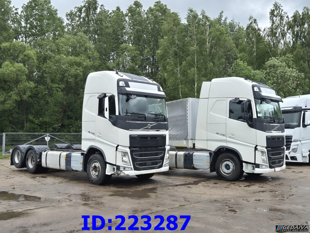 VOLVO FH13 540HP - 10 tyre (2pcs. available) - Cab chassis truck: picture 1 VOLVO FH13 540HP - 10 tyre (2pcs. available) - Cab chassis truck: picture 1