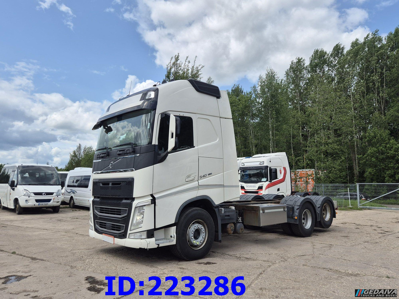 VOLVO FH13 540HP 6x2 (10 tyre) Euro6 - Cab chassis truck: picture 1 VOLVO FH13 540HP 6x2 (10 tyre) Euro6 - Cab chassis truck: picture 1