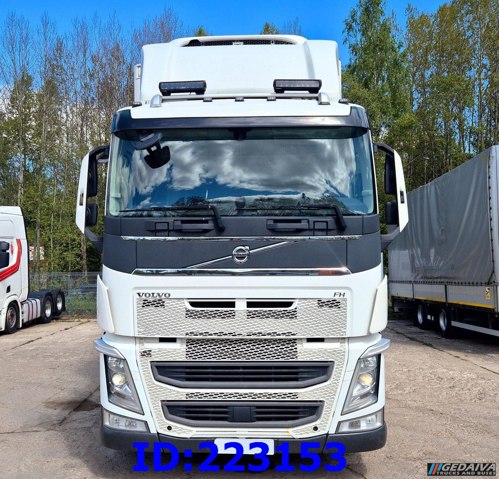 VOLVO FH13 540HP 6x2 FRC Thermoking - Refrigerator truck: picture 2 VOLVO FH13 540HP 6x2 FRC Thermoking - Refrigerator truck: picture 2