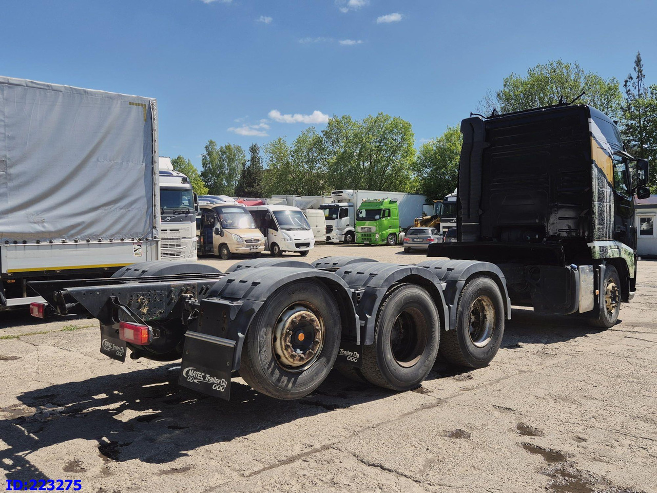 VOLVO FH13 540HP 8X4 (Steering axle) RETARDER - Cab chassis truck: picture 5 VOLVO FH13 540HP 8X4 (Steering axle) RETARDER - Cab chassis truck: picture 5