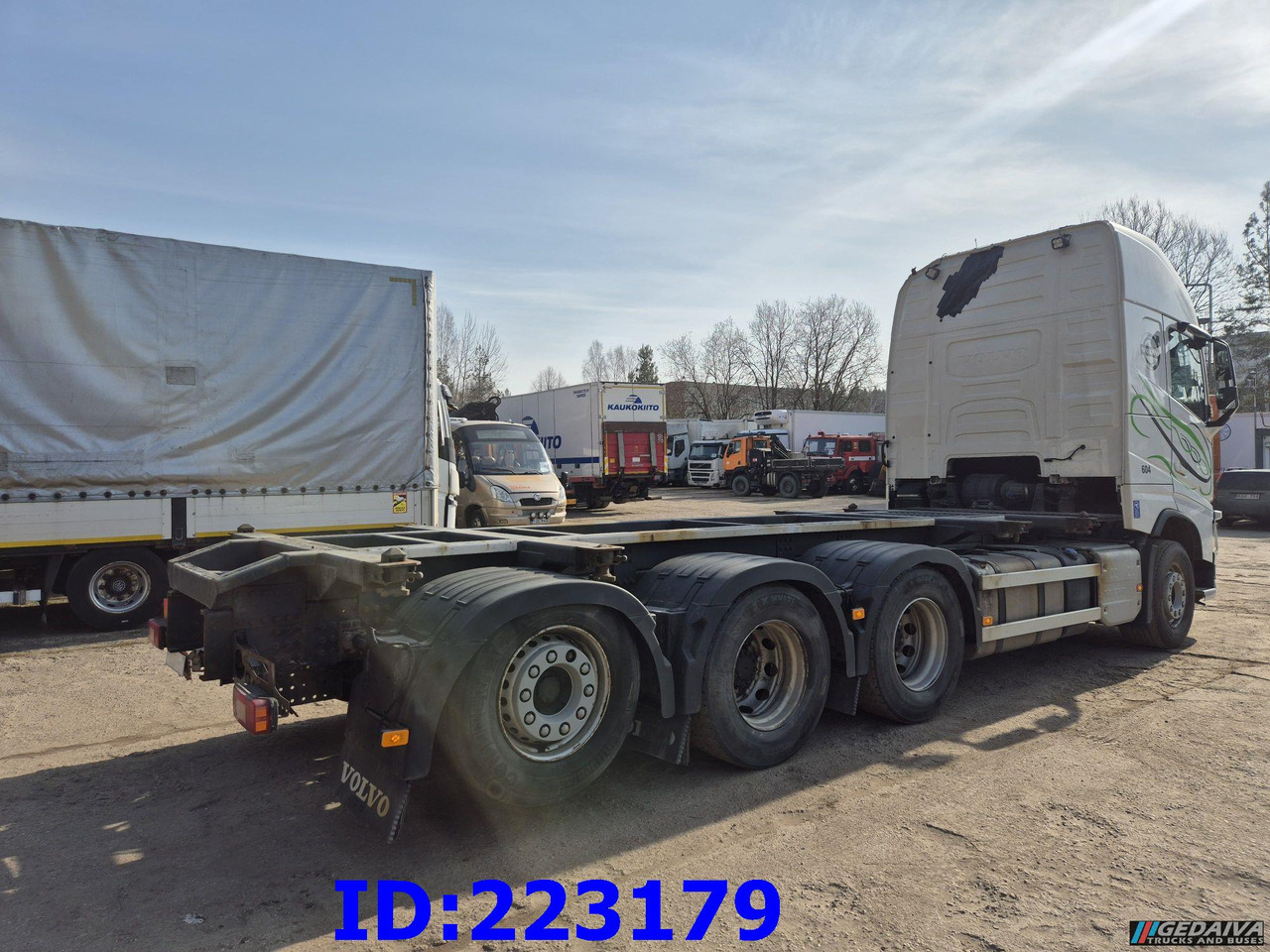 VOLVO FH13 540HP BDF 8X4 (Steering axel) - Container transporter/ Swap body truck: picture 5 VOLVO FH13 540HP BDF 8X4 (Steering axel) - Container transporter/ Swap body truck: picture 5