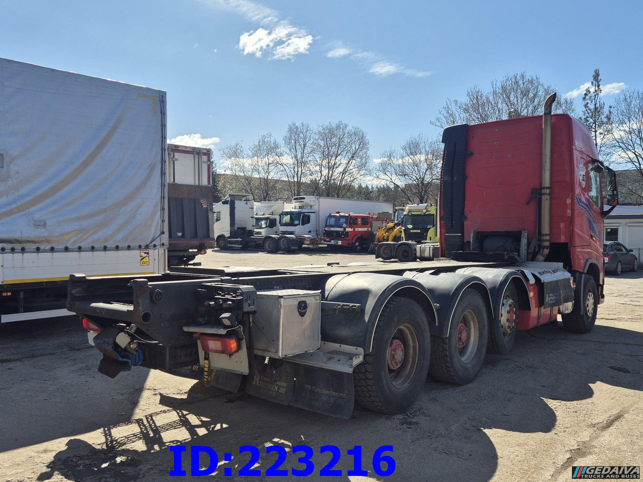 VOLVO FH16 700HP 8X4 Big axle - Cab chassis truck: picture 5 VOLVO FH16 700HP 8X4 Big axle - Cab chassis truck: picture 5