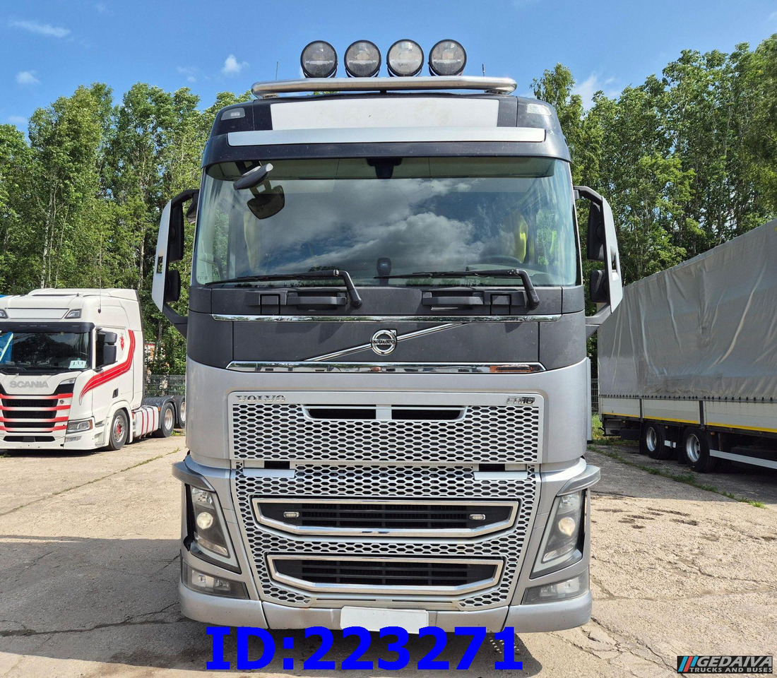 VOLVO FH16 750HP 8x4 (Steering axle / 2 axles lifting) - Timber truck: picture 2 VOLVO FH16 750HP 8x4 (Steering axle / 2 axles lifting) - Timber truck: picture 2