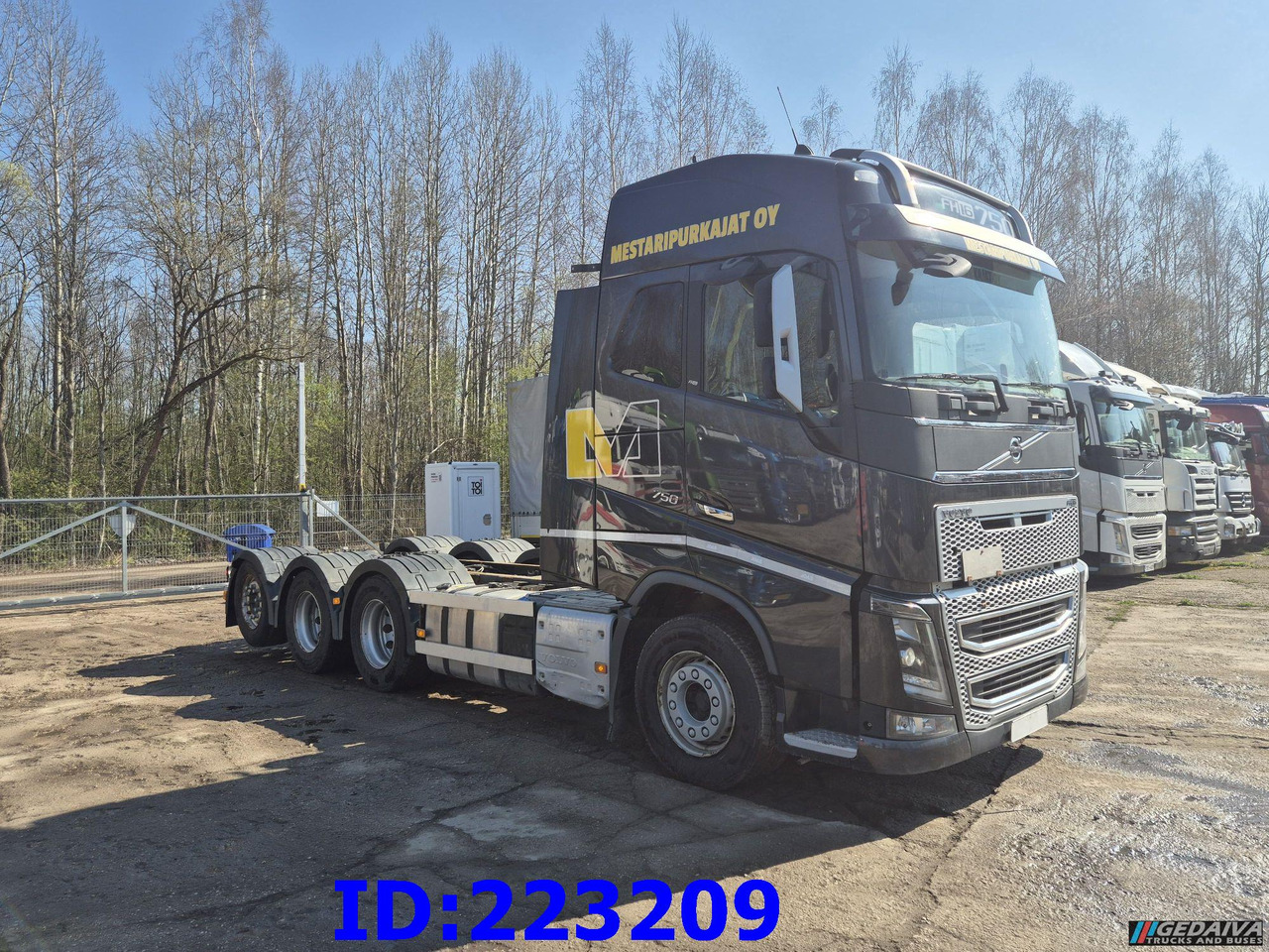 VOLVO FH16 750HP 8x4 Steering axle - Cab chassis truck: picture 1 VOLVO FH16 750HP 8x4 Steering axle - Cab chassis truck: picture 1