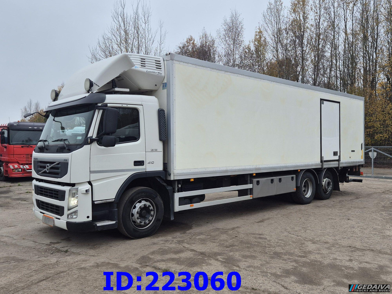 VOLVO FM 410HP - 6X2 - Euro5 -Steering axle - Refrigerator truck: picture 1 VOLVO FM 410HP - 6X2 - Euro5 -Steering axle - Refrigerator truck: picture 1