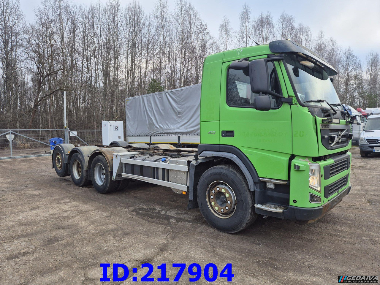 VOLVO FM 410HP 8x4 (Steering axle) - Cab chassis truck: picture 4 VOLVO FM 410HP 8x4 (Steering axle) - Cab chassis truck: picture 4