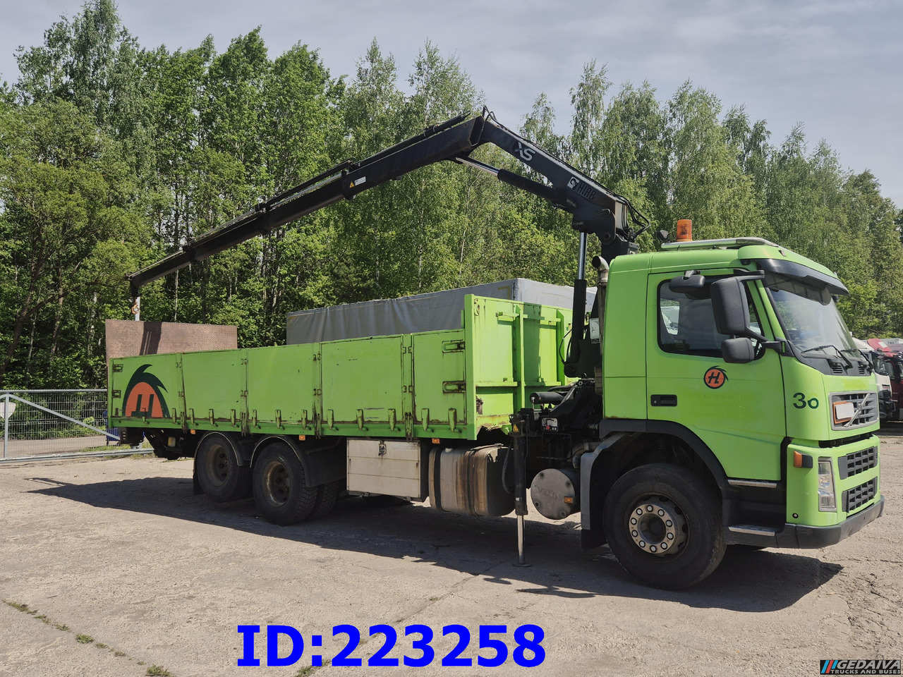 VOLVO FM9 300HP 6x2 + HIAB 144B -3 CL - Dropside/ Flatbed truck: picture 4 VOLVO FM9 300HP 6x2 + HIAB 144B -3 CL - Dropside/ Flatbed truck: picture 4