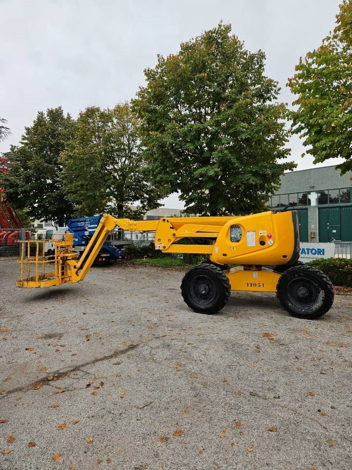 Haulotte HA 16 SPX - Articulated boom: picture 4 Haulotte HA 16 SPX - Articulated boom: picture 4