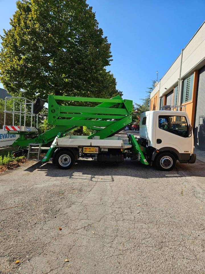 Isoli PNT 205 - Truck mounted aerial platform: picture 1 Isoli PNT 205 - Truck mounted aerial platform: picture 1