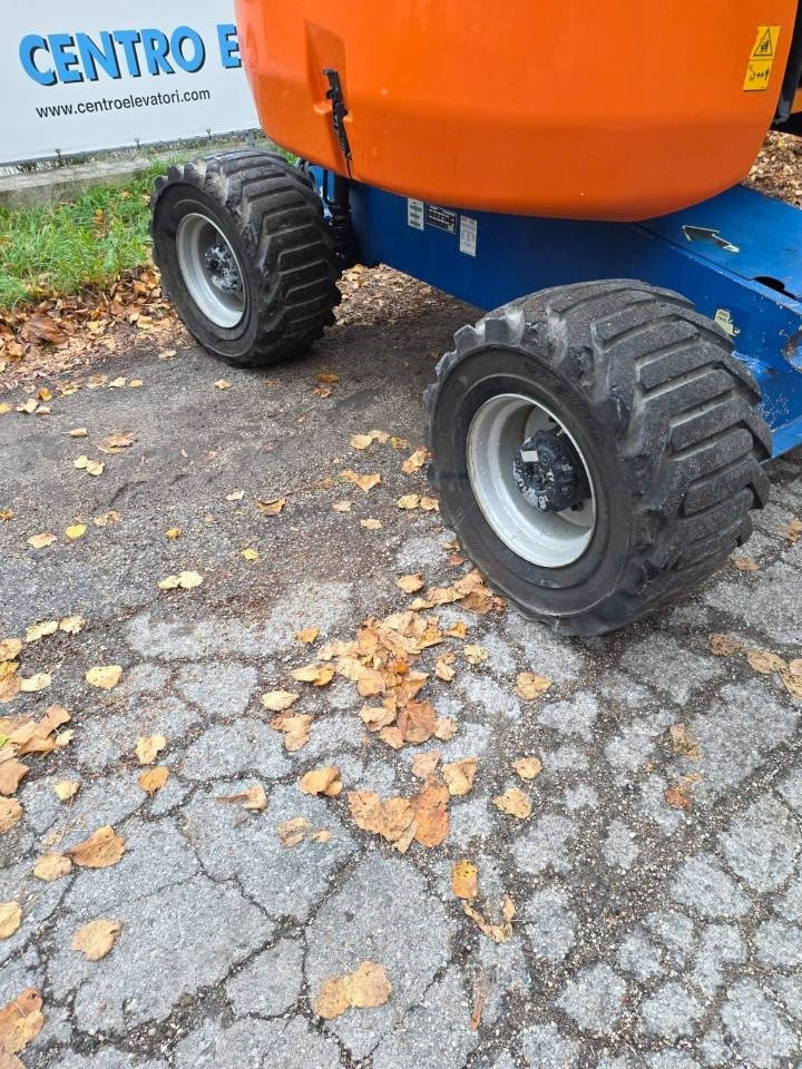 JLG 450 AJ - Articulated boom: picture 3 JLG 450 AJ - Articulated boom: picture 3