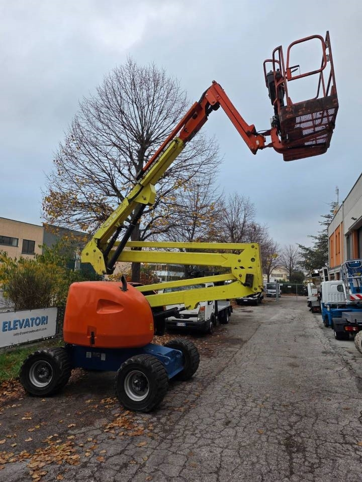 JLG 450 AJ - Articulated boom: picture 4 JLG 450 AJ - Articulated boom: picture 4