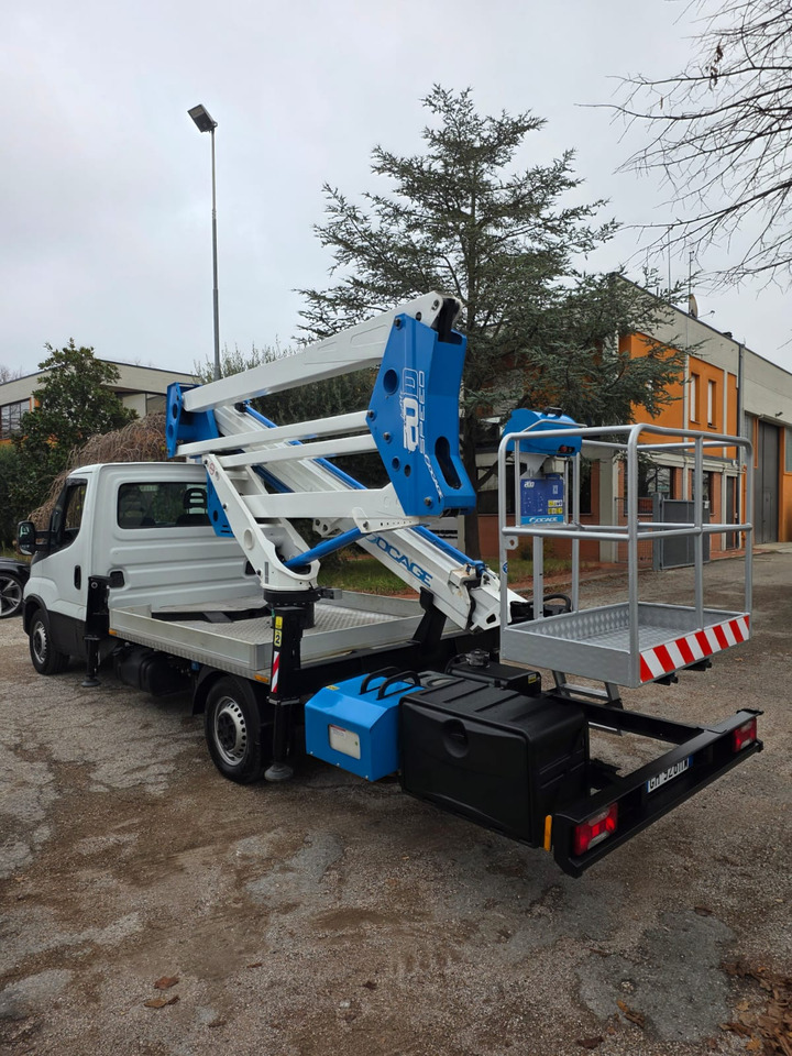 SOCAGE 20D - Truck mounted aerial platform: picture 4 SOCAGE 20D - Truck mounted aerial platform: picture 4