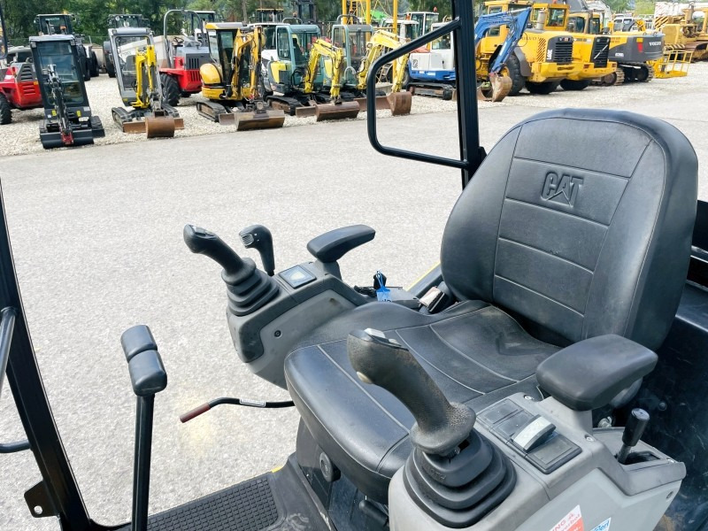 Caterpillar 301.7D (3846) - Mini excavator: picture 5 Caterpillar 301.7D (3846) - Mini excavator: picture 5